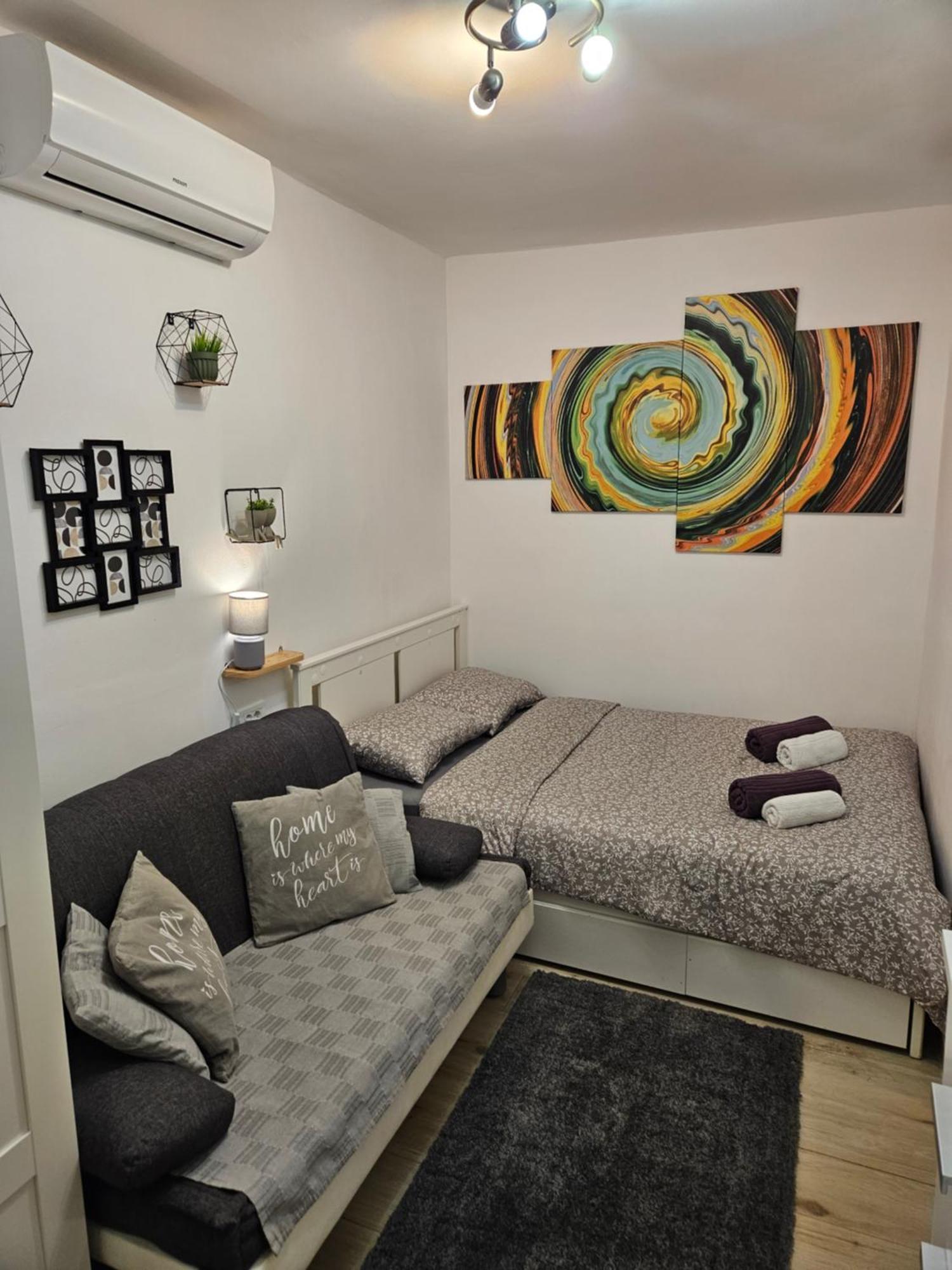 Apartment Maja - Strict Center Of ザグレブ エクステリア 写真