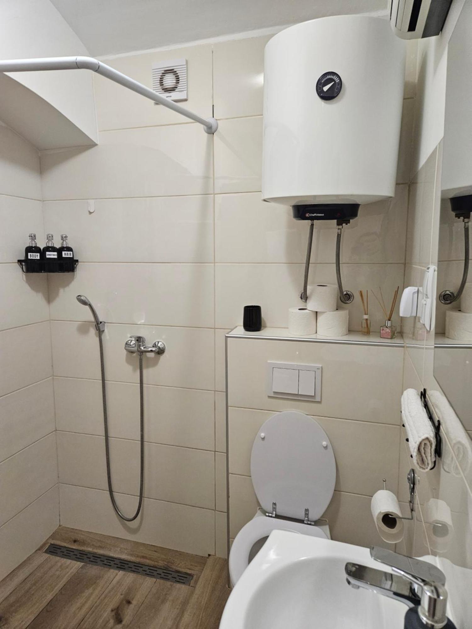 Apartment Maja - Strict Center Of ザグレブ エクステリア 写真